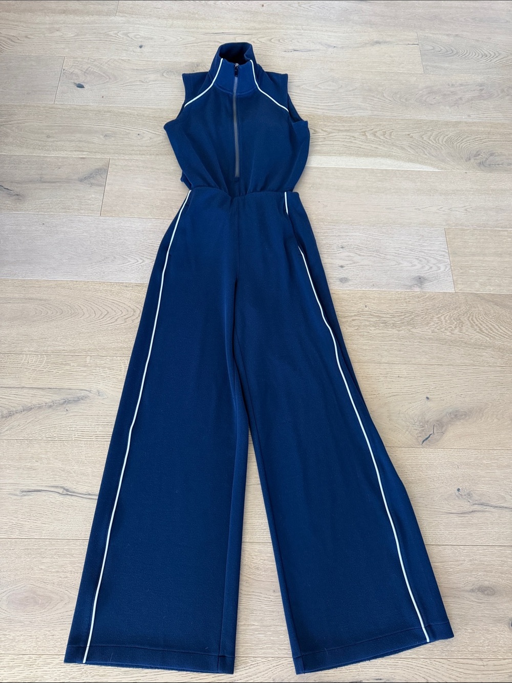 Spanx AirEssentials Pique Wide Leg Jumpsuit Small Navy Sleeveless Mockneck - Picture 3 of 6